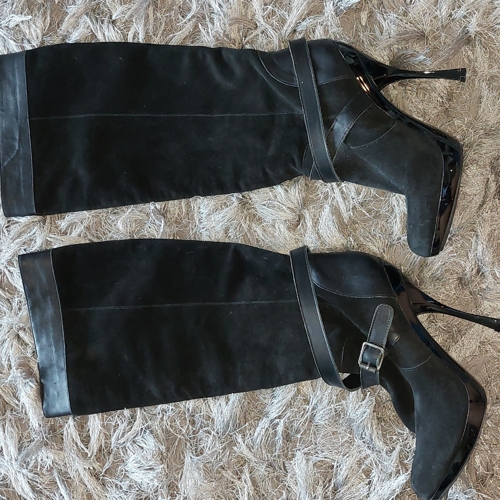 Bebe knee-high black suede leather boots size 7 1/2 made in Italy
